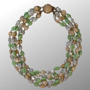 🌼VTG Multi-Strand Leaf Motif Beaded Necklace